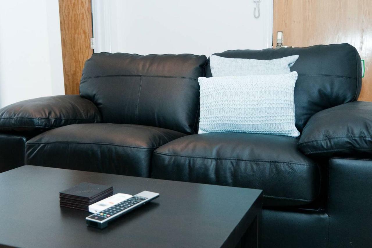 1BD Apartment in Dalston Londen Buitenkant foto